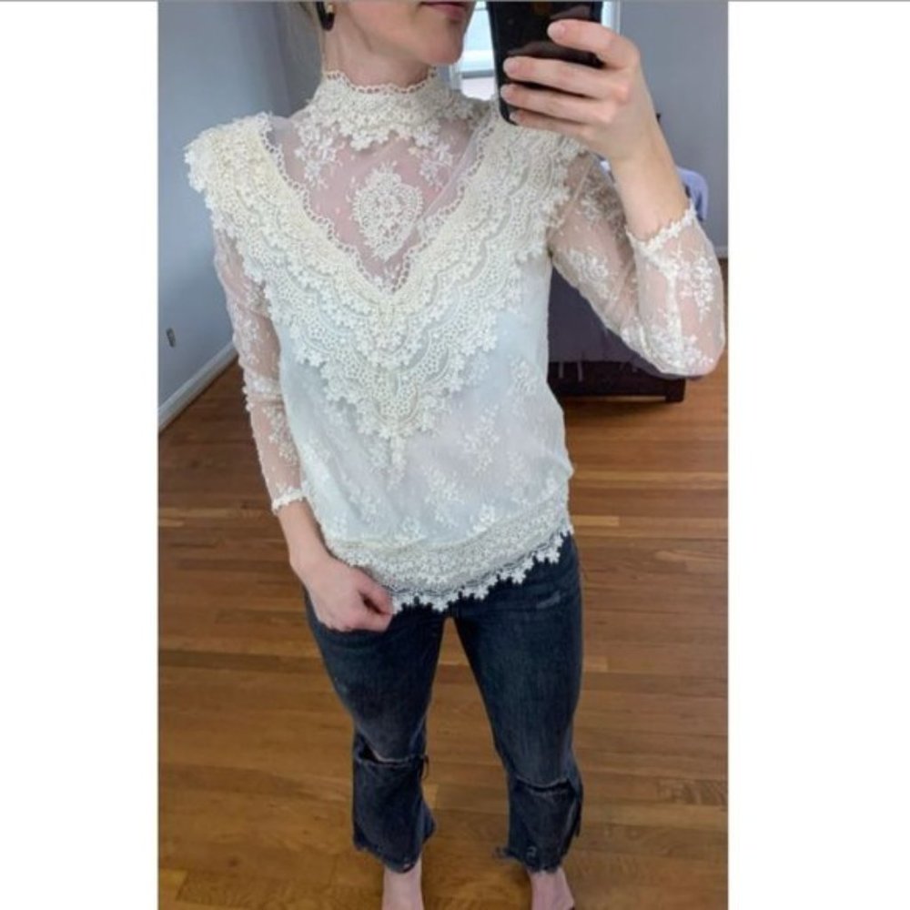 SOLD *Vintage* Lace Blouse